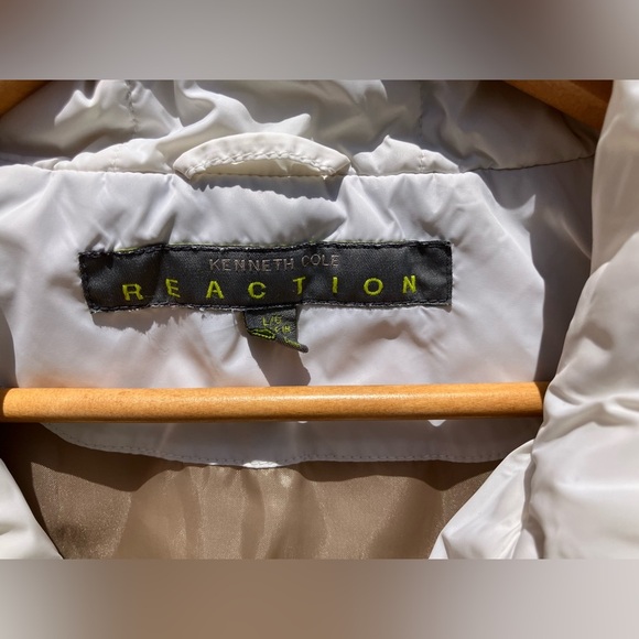 Kenneth Cole Reaction Large Down Women’s Puffer Vest White Size L - Picture 6 of 11